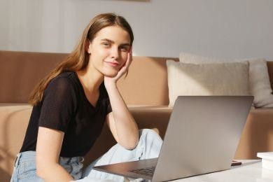 Curriculum professionale: come crearlo + 18 modelli