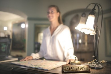 Curriculum da receptionist: guida pratica + esempio CV