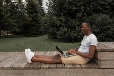 Hobby e interessi nel curriculum: esempi e guida completa